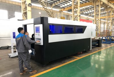 Ang CNC 1KW Laser Cutting Machine
